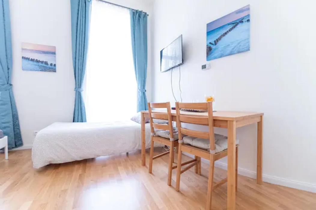 Favorite Apartment In The Center Of Prague 1 Exteriör bild